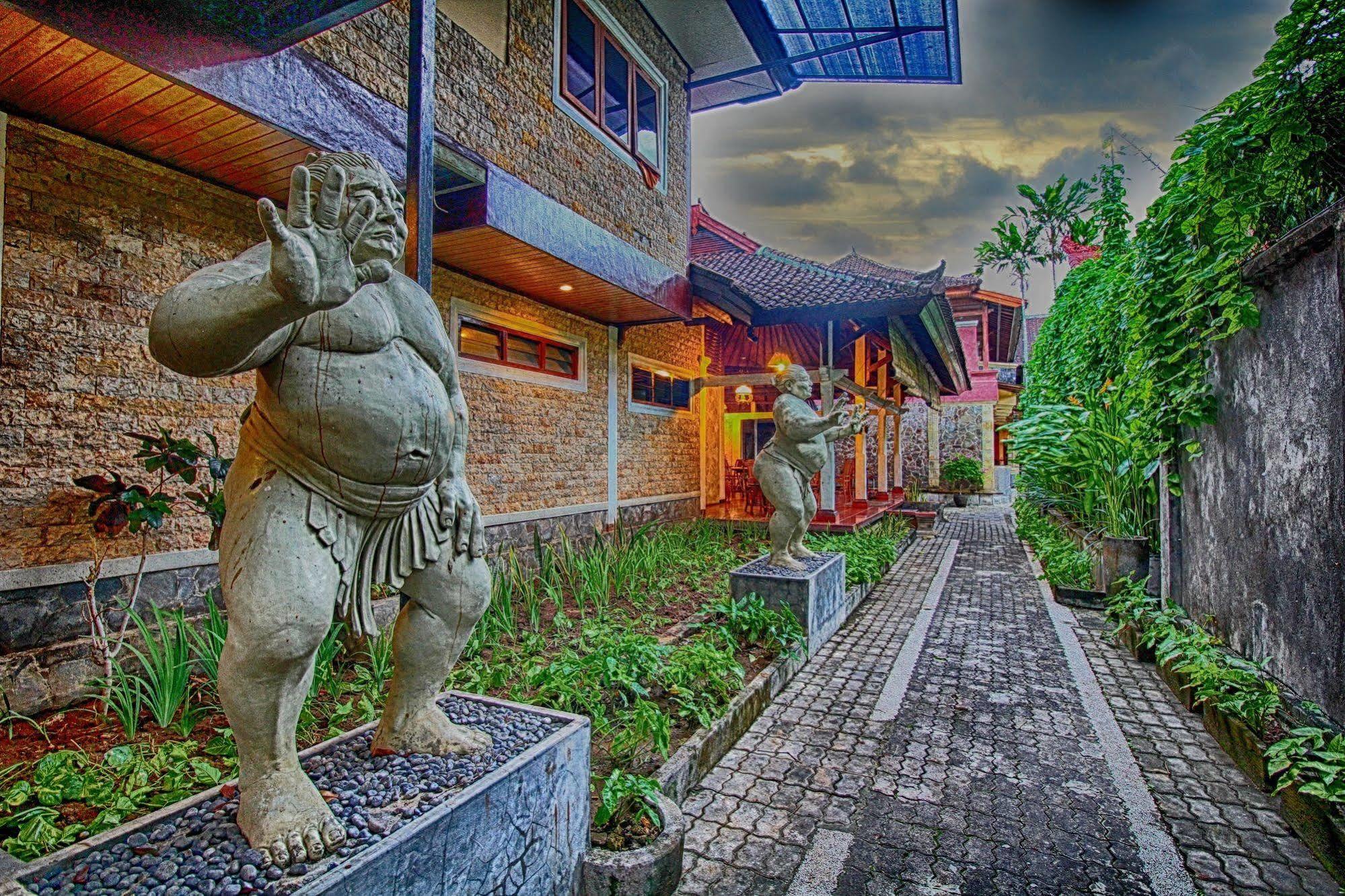 Paradiso Beach Inn Kuta  Exterior photo